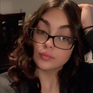 Meet your Posher, Natina